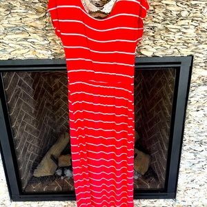 Cotton maxi dress w/ cute back